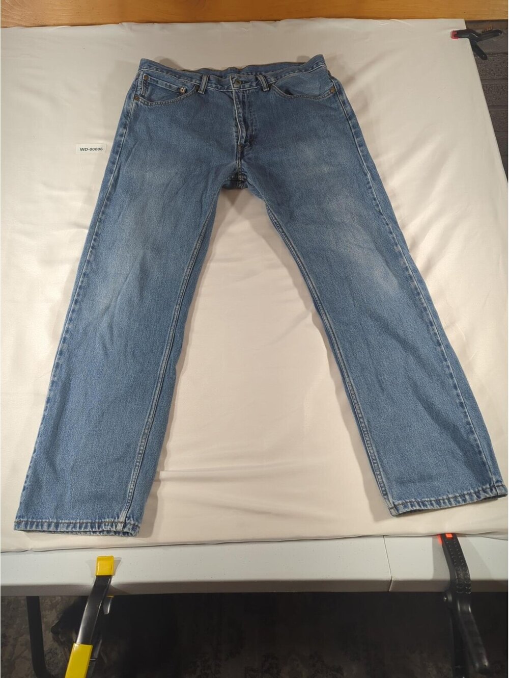 Levi's 505 Men's Regular Fit Straight Leg Jeans 36x32 Light Wash Denim